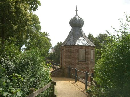Rees : Auf der historischen Stadtmauer